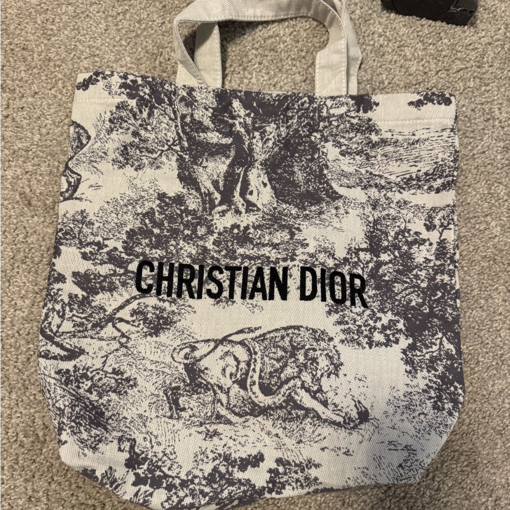 Dior Black and Cream Women's Tote Bag - Picture 2 of 4